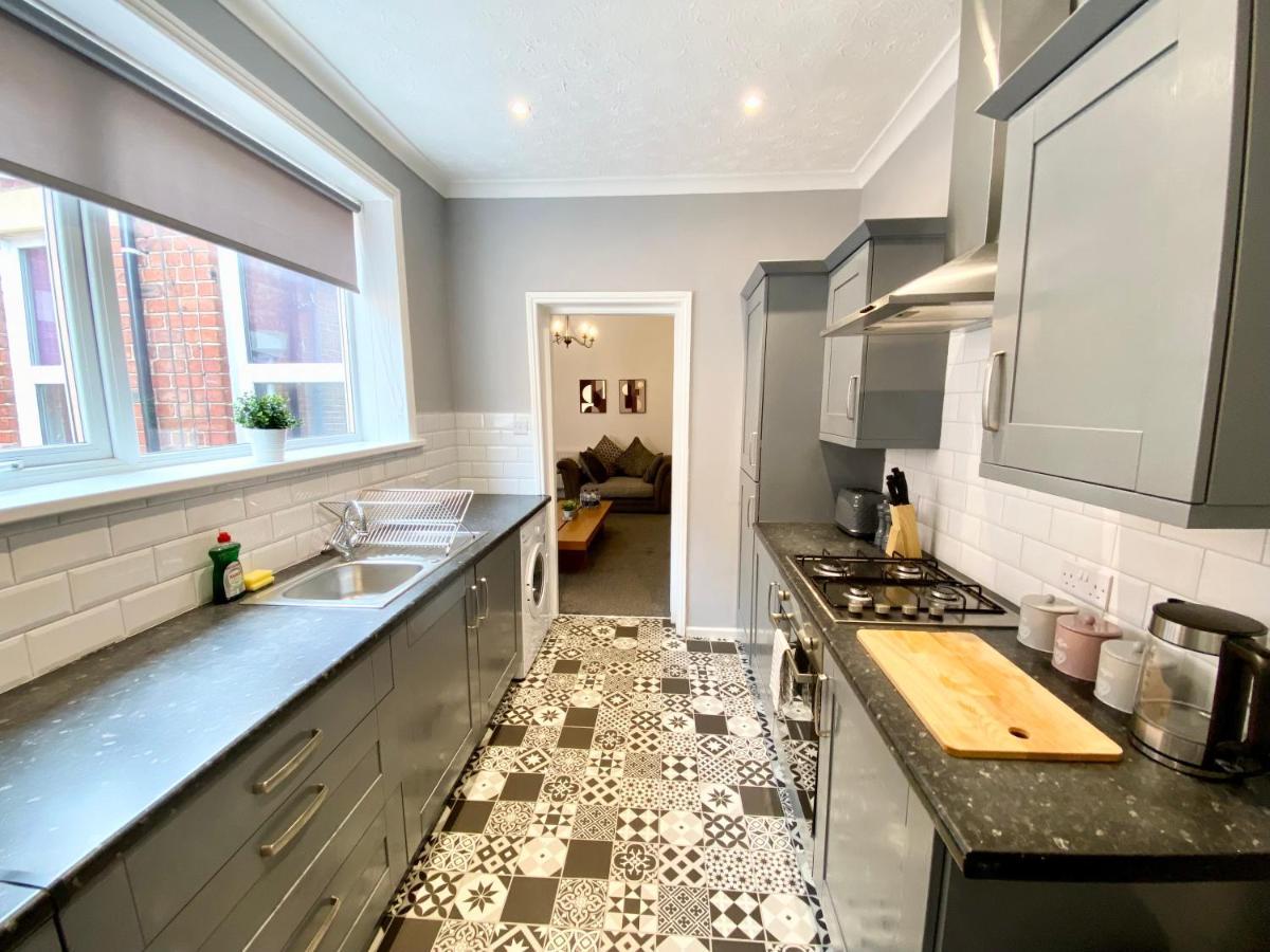 3 Queen Alexandra Road *