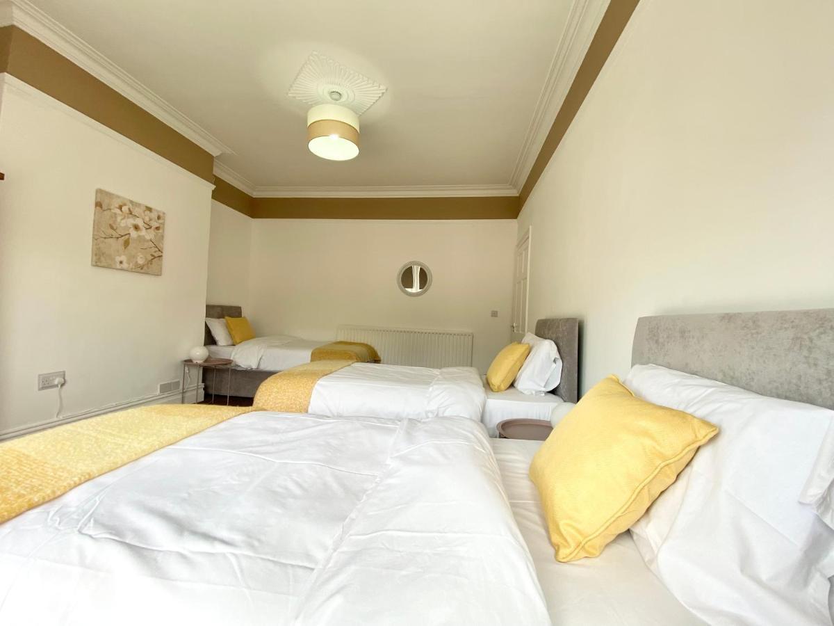 Apartment 3 Queen Alexandra Road