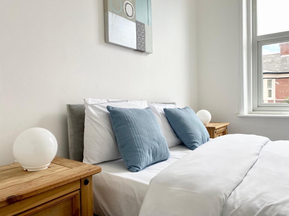 3 Queen Alexandra Road *