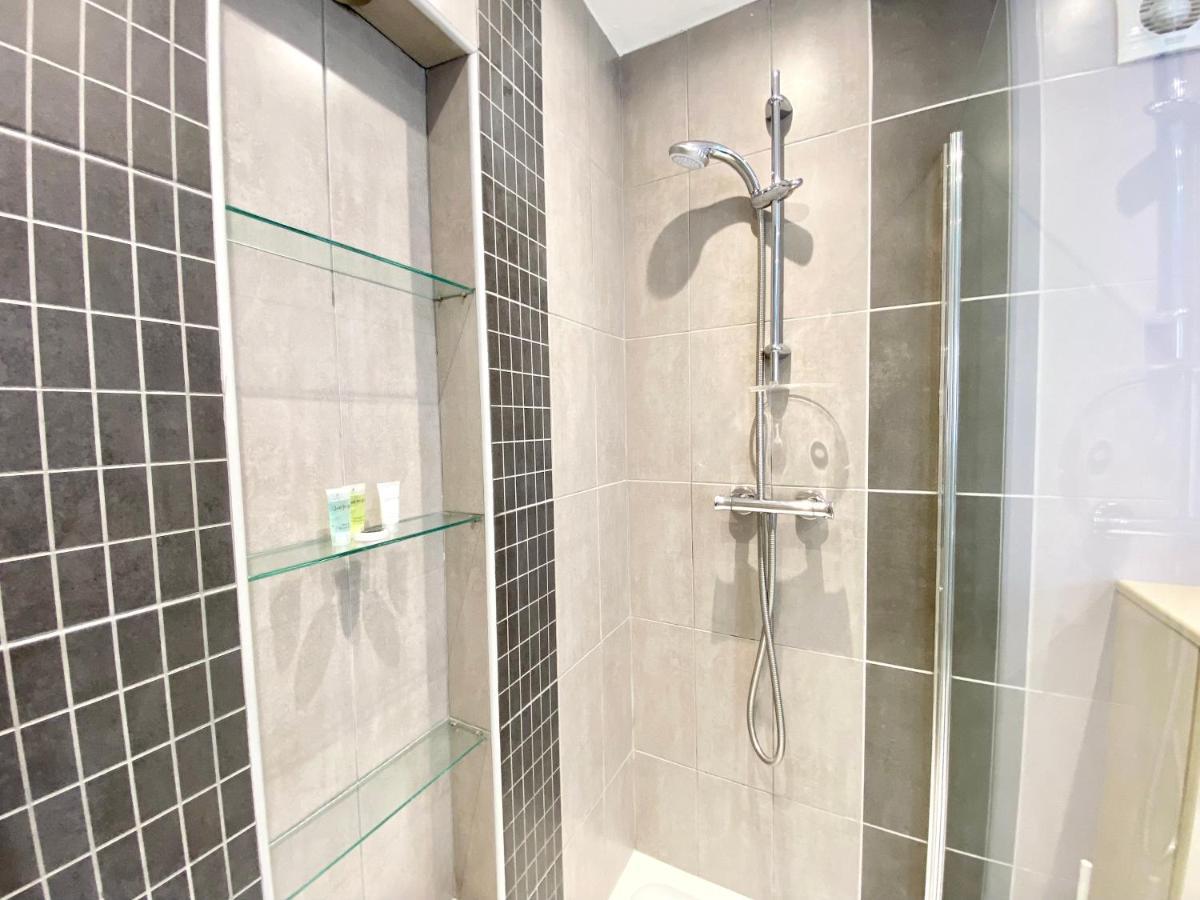 3 Queen Alexandra Road Apartment *